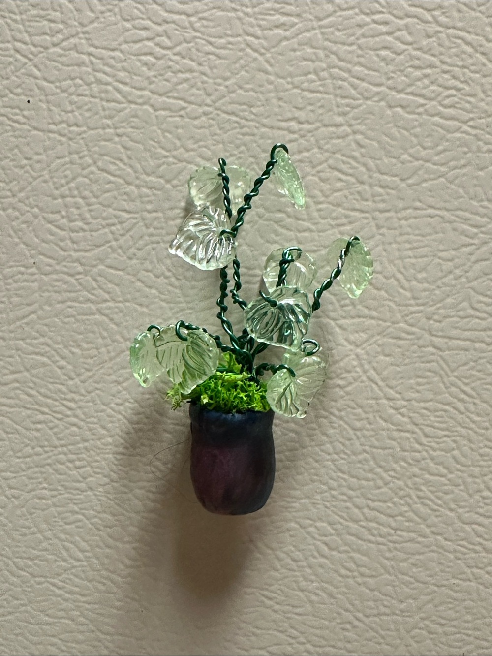 Miniature Beaded Plant Magnet